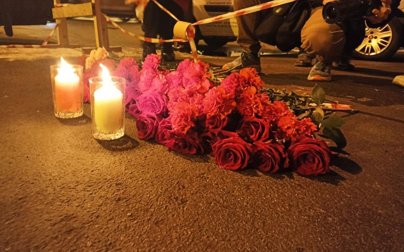 В Белгороде образовались стихийные мемориалы в память о погибших
