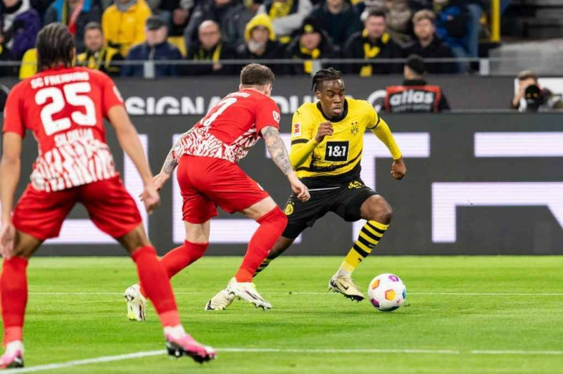 «Боруссия» Дортмунд — «Фрайбург» 3:0. Онлайн