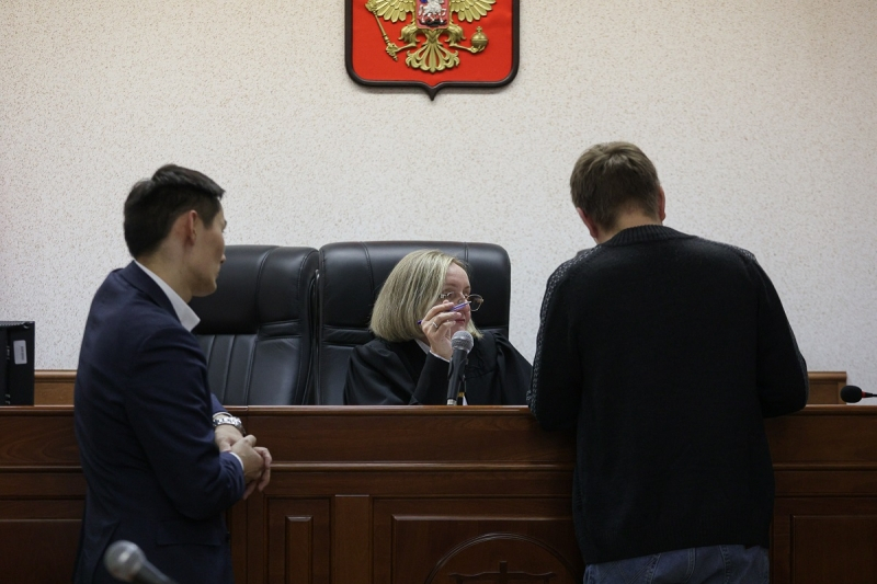 &laquo;Крабовый король&raquo; Олег Кан умер за границей: Генпрокуратура не верит в смерть обвиняемого