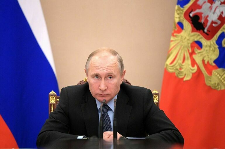 Путин поставил в храме свечу за упокой погибших в &laquo;Крокус Сити Холле&raquo;