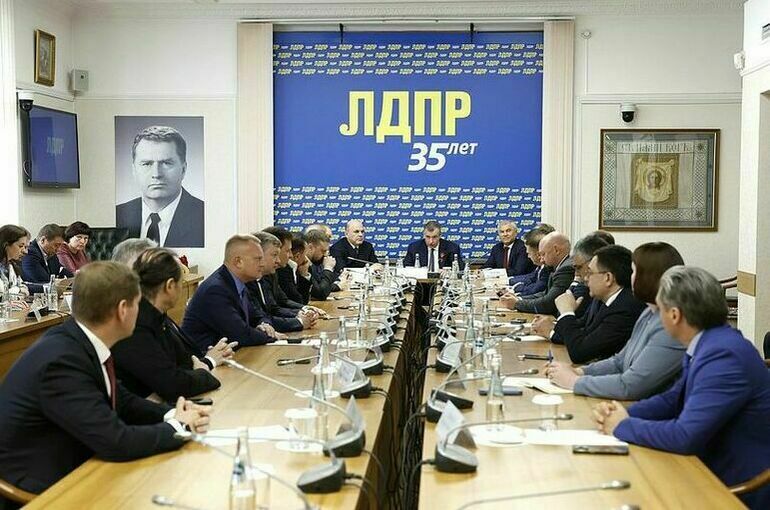 Мишустин снова возглавил Правительство