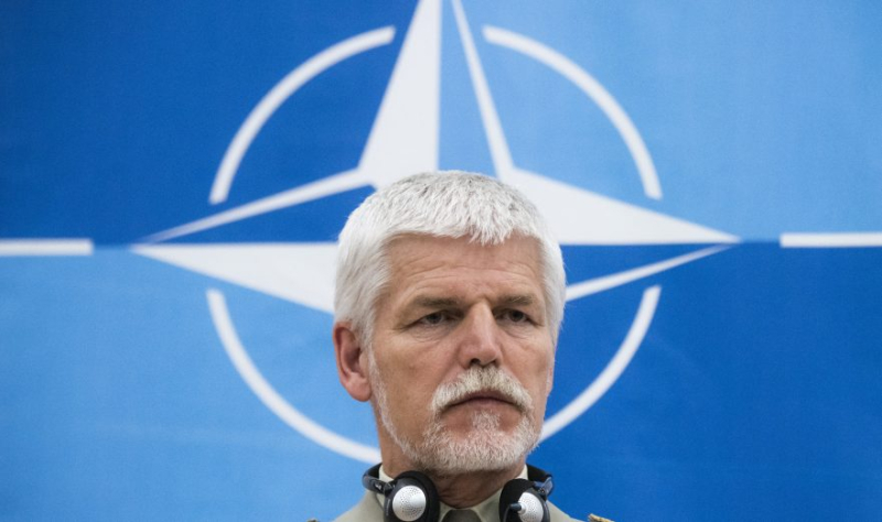 Президент Чехии Петр Павел попал в больницу с травмами после езды на мотоцикле
