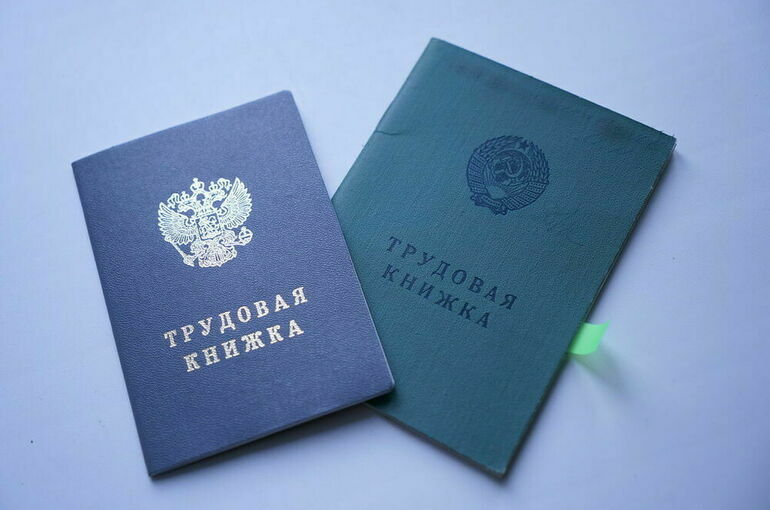 Руководителей структурных подразделений освободят от срочных договоров
