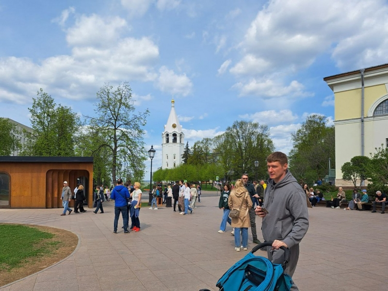 В России началась короткая рабочая неделя: главное за сутки