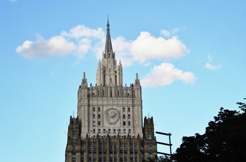 Россия ограничивает вещание западных телеканалов в ответ на санкции