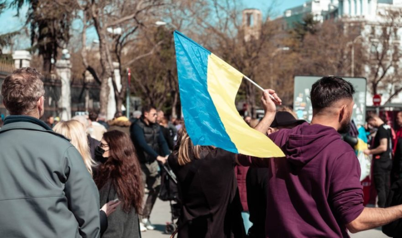 Сенатор Цеков: Власти Украины уничтожают народ, разворовывая деньги США