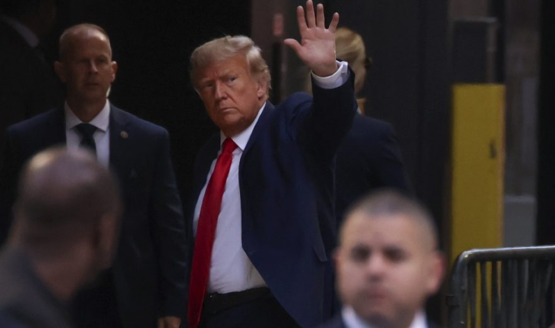 Трамп пообещал Хабибу Нурмагомедову, что остановит войну в&nbsp;Палестине