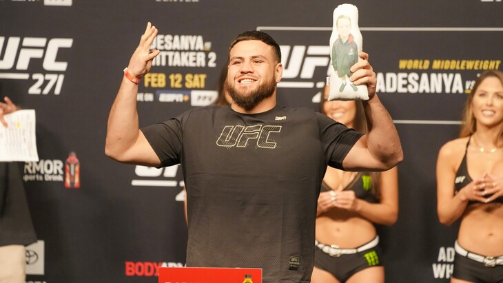 Туиваса и Розенстрайк проведут бой в Австралии на UFC 305