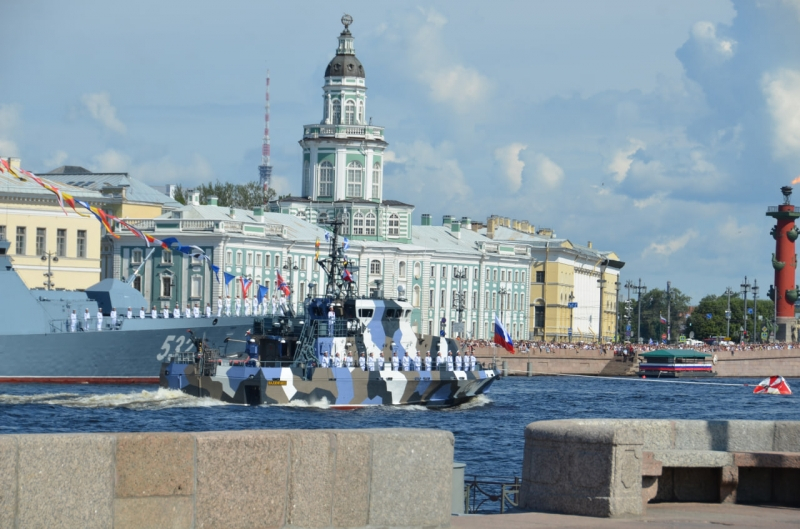 Как прошел Главный парад ВМФ в Петербурге: фоторепортаж