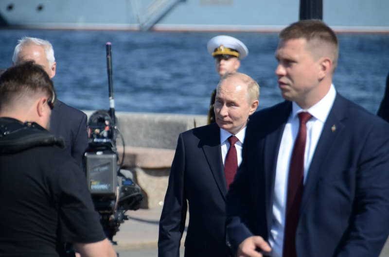 Как прошел Главный парад ВМФ в Петербурге: фоторепортаж