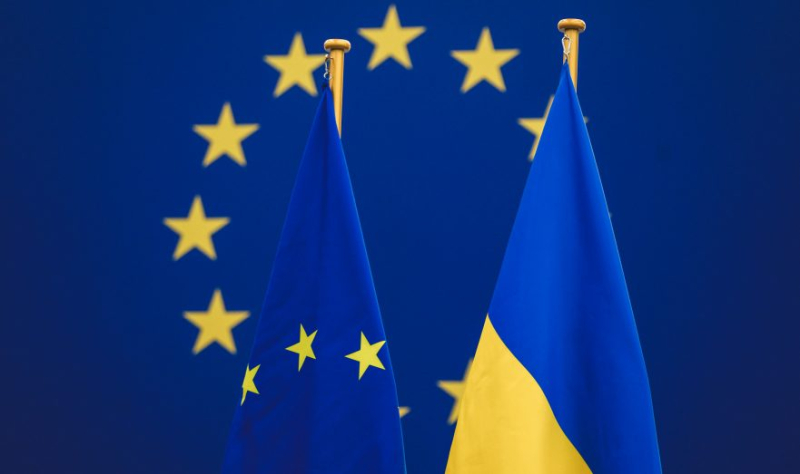 Меркурис: ЕС паникует, поскольку занял радикальную позицию в конфликте с РФ
