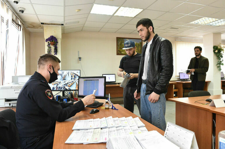 &laquo;Ненастоящих&raquo; носителей русского языка могут лишить некоторых льгот