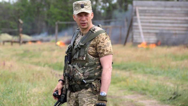 Главком ВСУ Сырский выложил фото с картой и заявил о «продолжении операции»