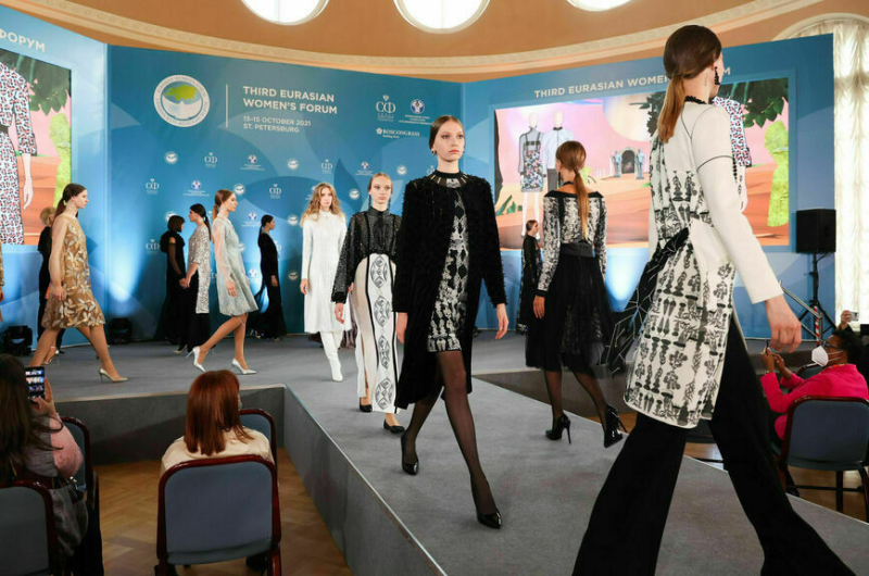 Chanel и Prada ушли, а мы не заскучали