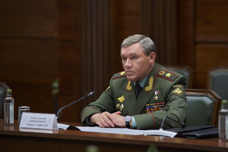 Герасимов дал обещание Путину уничтожить ВСУ в Курской области