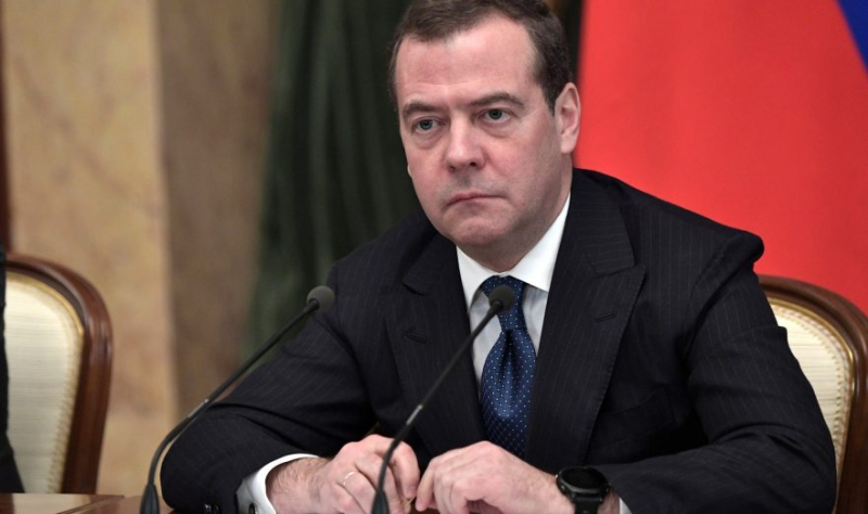Медведев призвал готовиться к возмездию в ответ на призывы Запада
