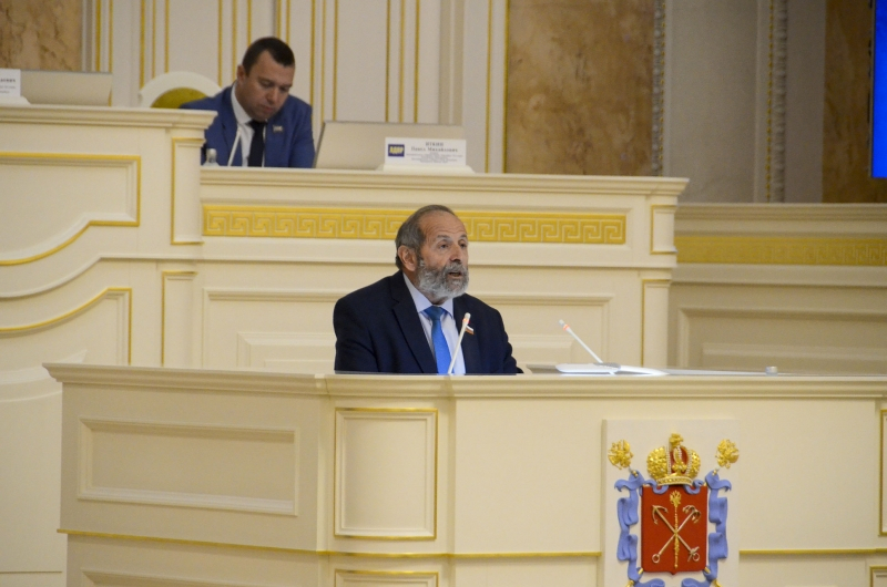 Петербургский депутат стал фигурантом дела об &laquo;иностранном влиянии&raquo;