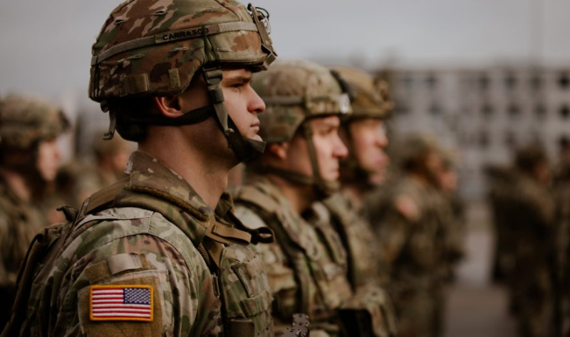 РИАН: База США в Сирии подверглась ракетному обстрелу