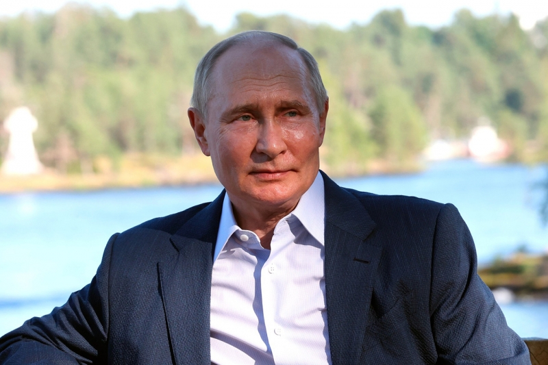 Спецоперация, спорт, отношения с Монголией: о чем Путин рассказал в новом интервью