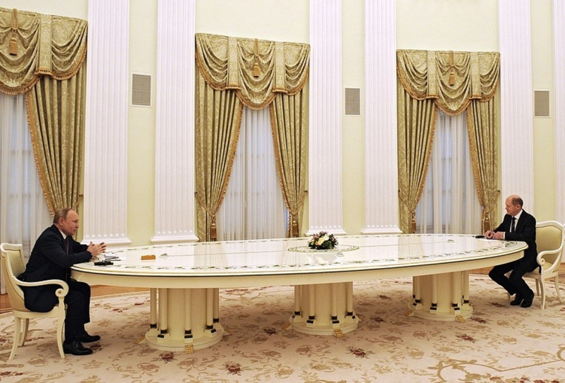 Песков о беседе Путина с Шольцем: &laquo;Есть разногласия, но диалог важен&raquo;