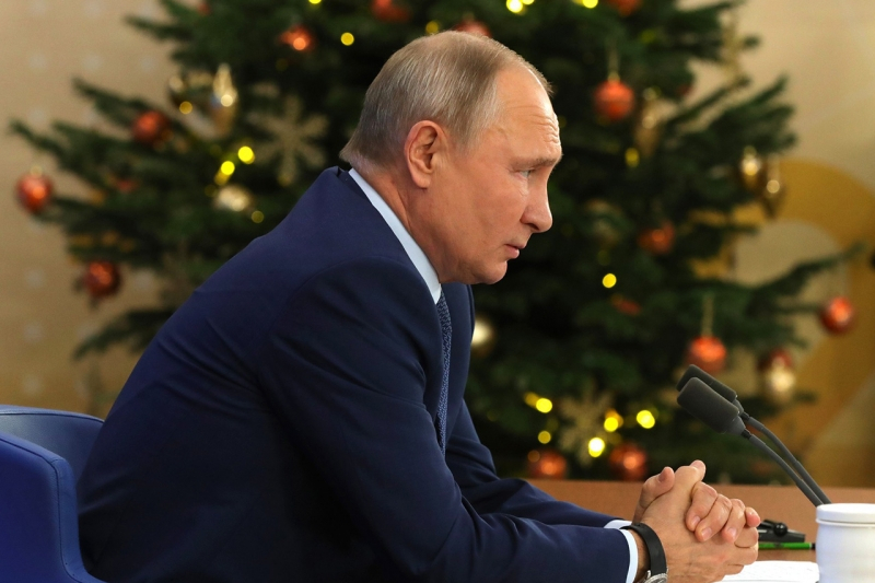 Путин принял участие в акции &laquo;Елка желаний&raquo;: чьи новогодние мечты исполнит президент