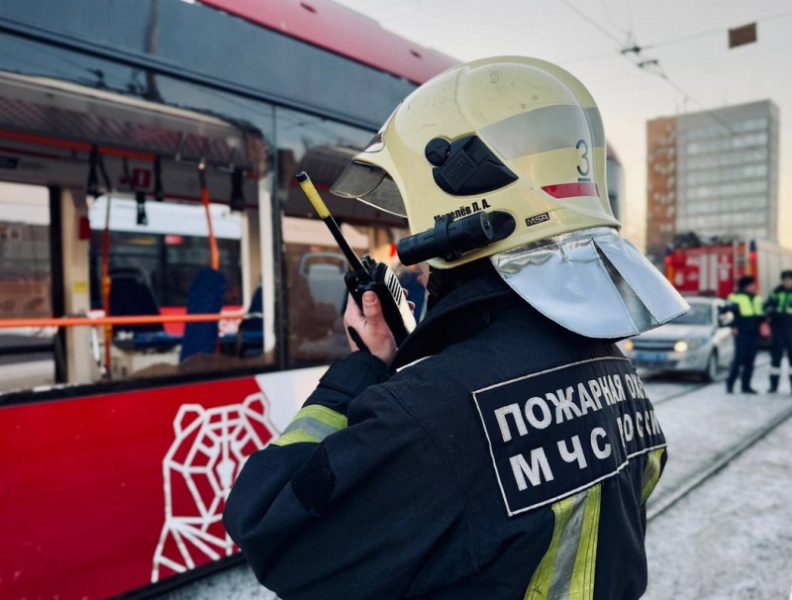 В Перми 19 человек пострадали при столкновении трамваев по вине уснувшего водителя