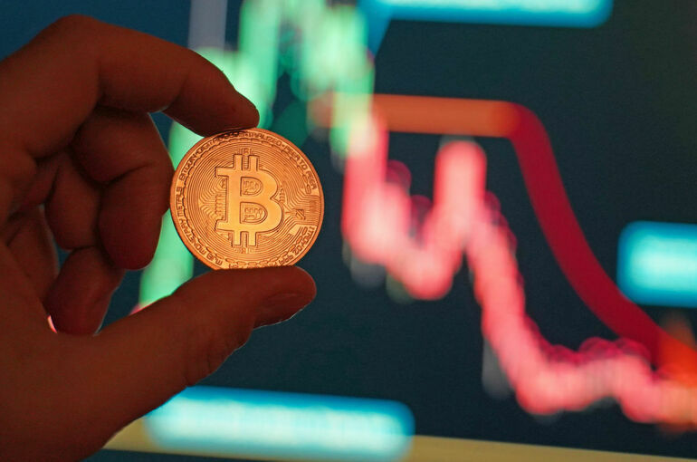 По криптомату &mdash; лицензией: законно ли продавать биткоины?