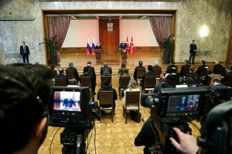 Россия и Турция нацелились на ежегодный торговый оборот в сто миллиардов долларов