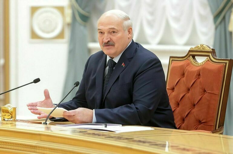 Лукашенко: РФ и Белоруссия сохранили единство благодаря работе с регионами