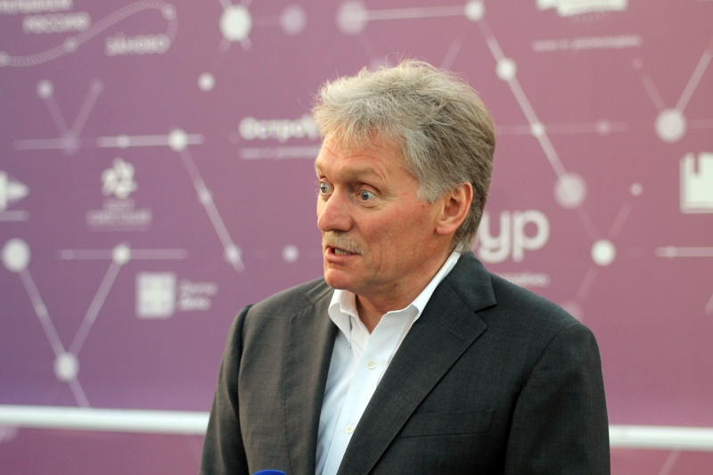 Песков: запланированы определенные контакты с переговорщиками США в России