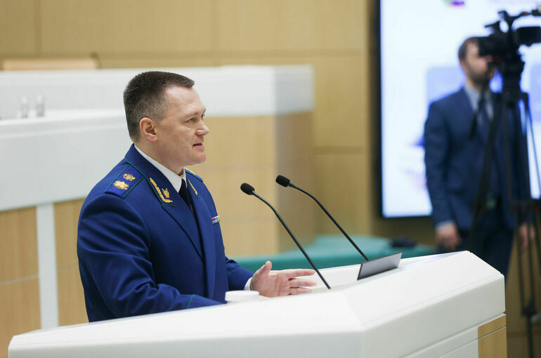 Краснов: МВД скорректировало работу в сфере миграции после проверок прокуратуры