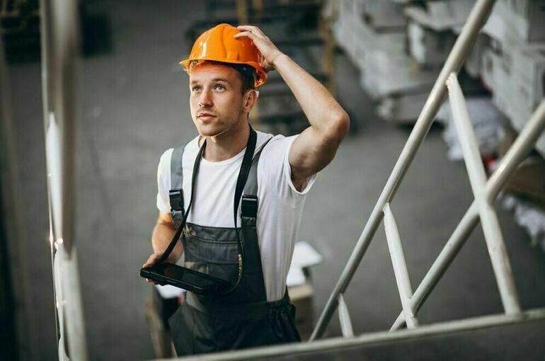 Одним зарплата, другим саморазвитие: чего ждут от работодателей сотрудники разных возрастов
