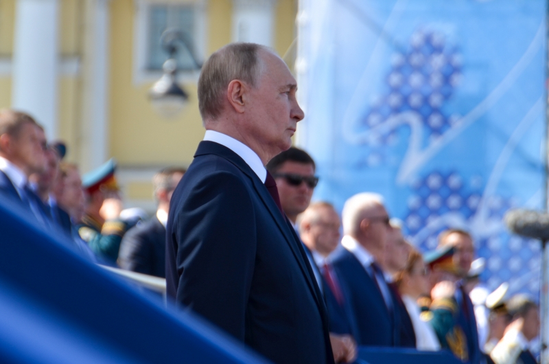Президент Путин указал на тяжелое состояние школы при петербургской консерватории