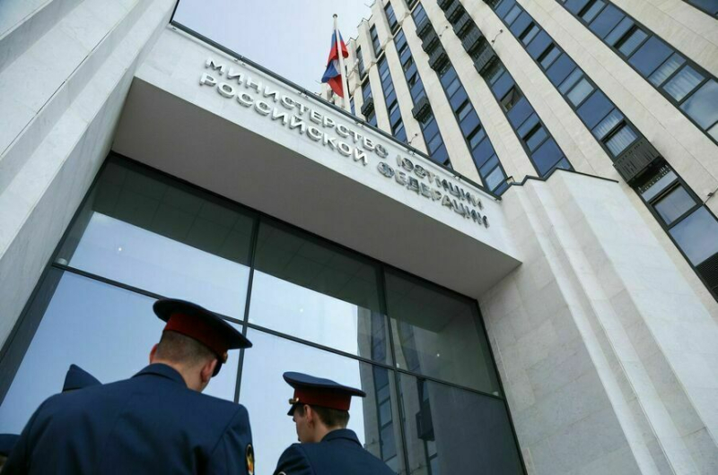 &laquo;Россия&raquo;: кто может использовать название страны в коммерческой деятельности
