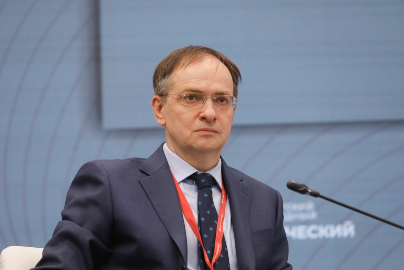 &laquo;&lrm;Россия готова к работе&raquo;: Мединский объявил время переговоров с Украиной