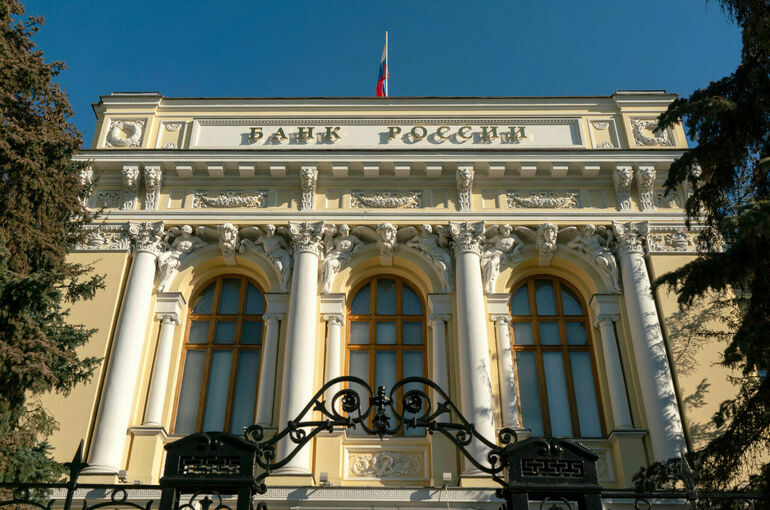 Центробанк: Годовая инфляция в июне приблизилась к цели