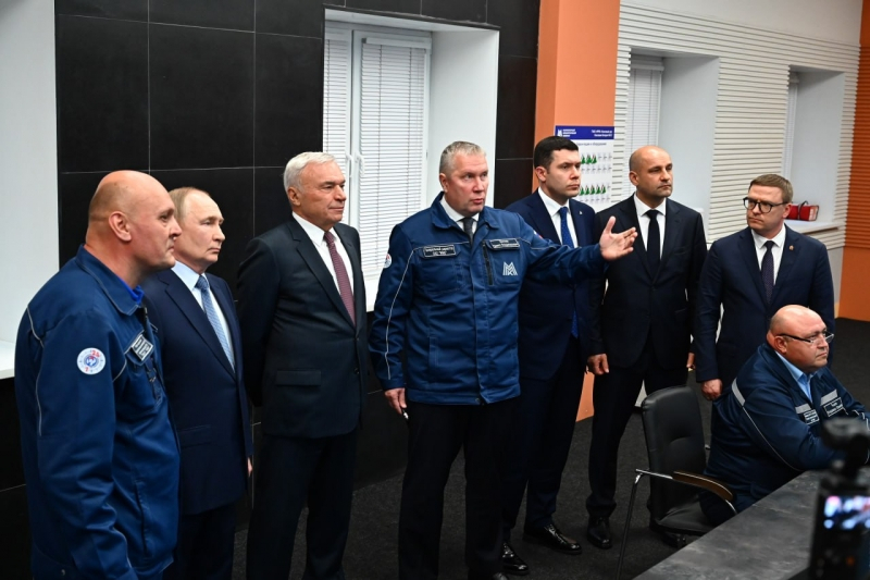 Президент России приехал на Южный Урал: главное