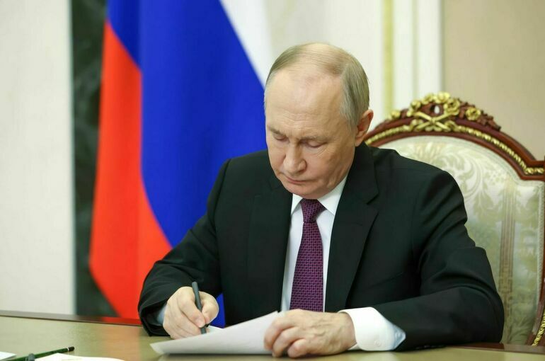 Путин поручил признать недействительными сертификаты товаров, выданные ЕАЭС с нарушениями