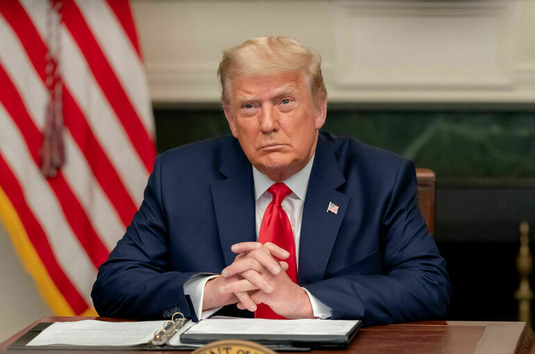 Российский рынок акций начал падать после заявления Трампа по Украине